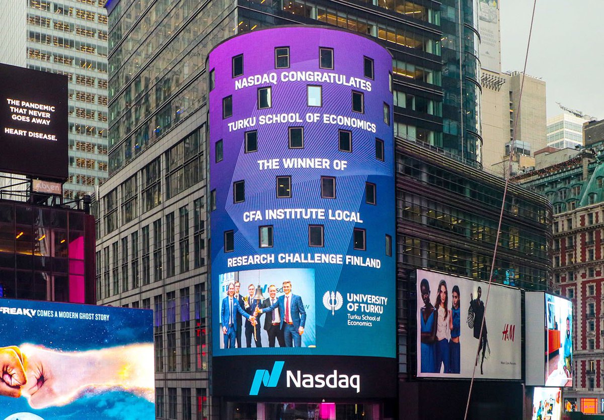 pjlahteenmaki's tweet photo. My photograph of the the winning team of CFA Institute Local Research Challenge Finland was published in the Nasdaq MarketSite at Times Square, 
New York City. 

The winning team is from @UTUEconomics @UniTurku
 
A big thank you to @CFAFinland and @NasdaqHelsinki ! https://t.co/pOYQSXyhXJ