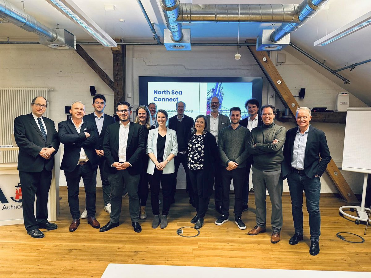 How can we support intermodality growth in the North Sea Region through smart adjustments that improve efficiency?⛴️💡Vives attended the conference of North Sea Connect in Hamburg where we discussed the main bottlenecks at the port of Brussels, Gothenburg and Ostend #interreg