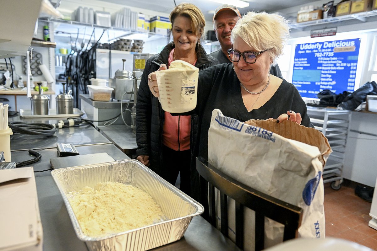 Erica Miller tweet media