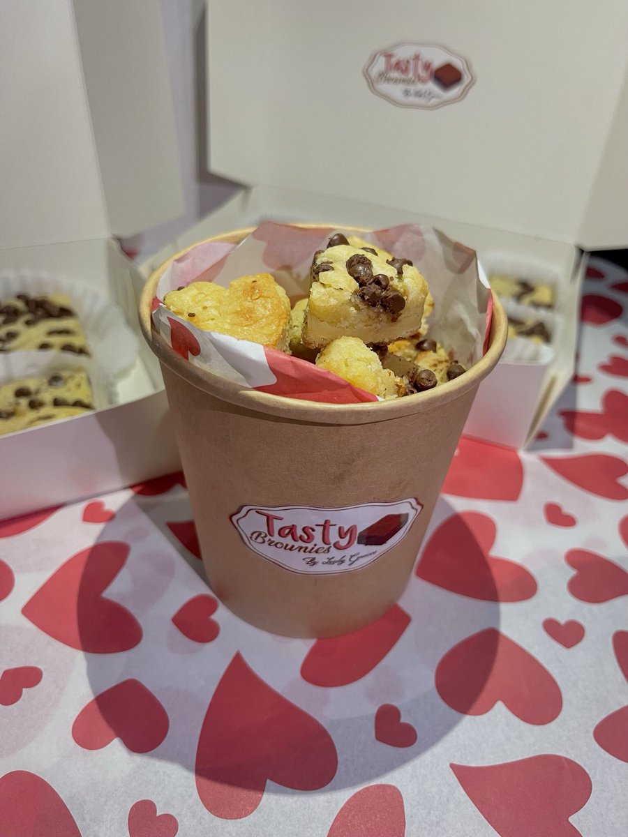 leidygnecco's tweet photo. Prueba el blondie mas delii en valledupar😍😍!!!
Encuentranos en instagram: tastybrowniess🍫💗💫 https://t.co/MFulQkFLFz