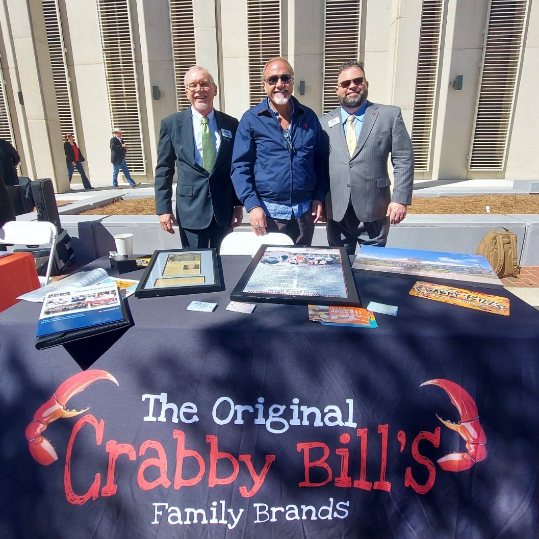 usfsbdc's tweet photo. Check us out! We're here today at the Small Business Day at the Capitol, during #SBDCDay, with Matt from @CrabbyBillsIRB as we showcase the great things that small businesses bring to the table.🤩
#SmallBusinessDayAtTheCapitol #WeLoveSmallBusinesses https://t.co/EYNOWIAgW2