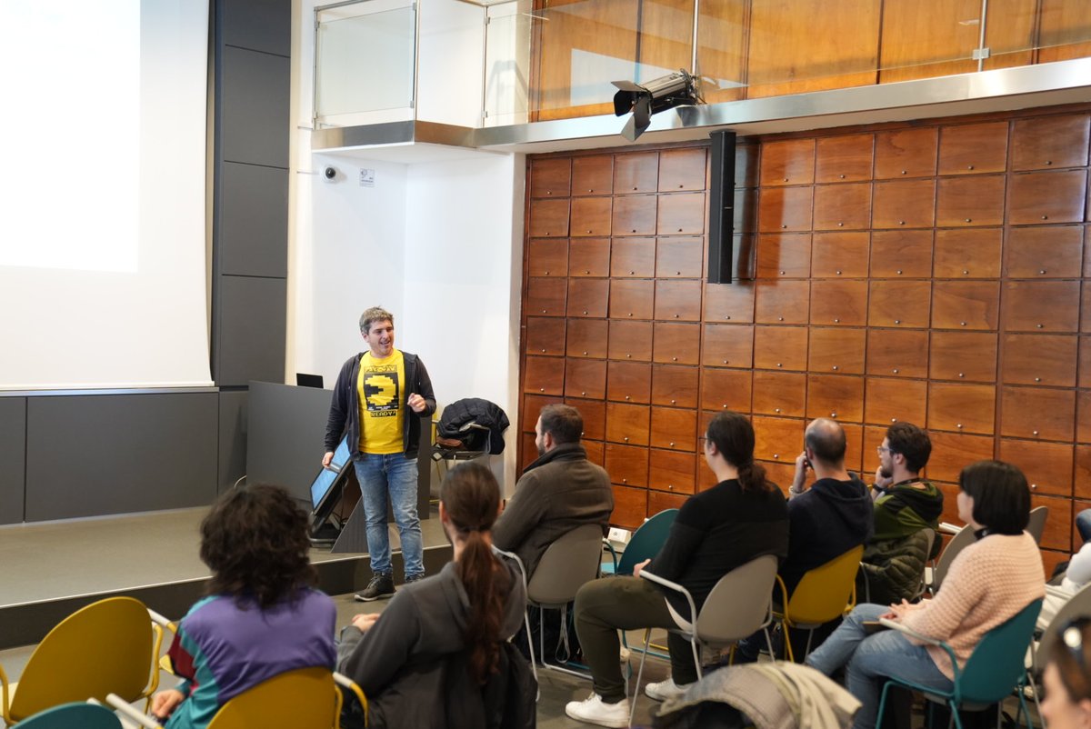 Nel nostro Campus si è appena concluso l'incontro "Ergonomia del Software". Un'occasione per approfondire con <a href="/giorgiomodoni/">Giorgio Modoni</a>, Software Developer e Professional Coach <a href="/TIM_Official/">TIM Official</a>, le tematiche legate all'usabilità delle APP, al funzionamento ed alla progettazione dei #software.