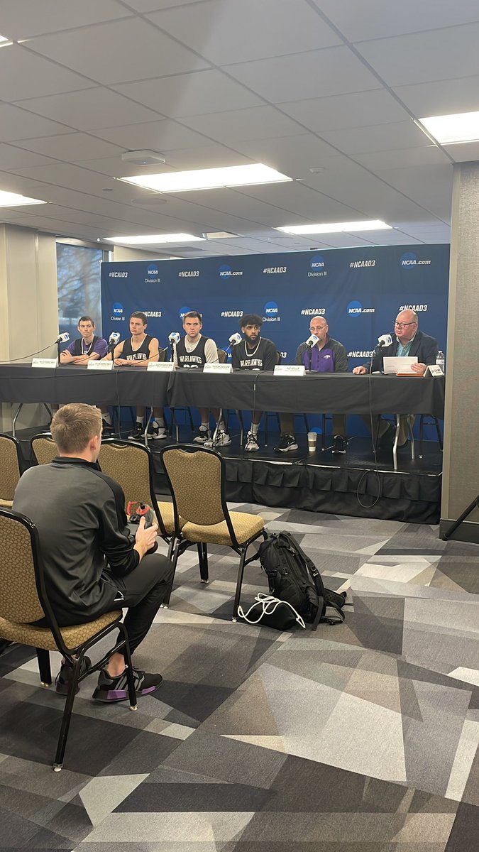 Media session for <a href="/UWWMensHoops/">UW-Whitewater Men's Basketball</a>!