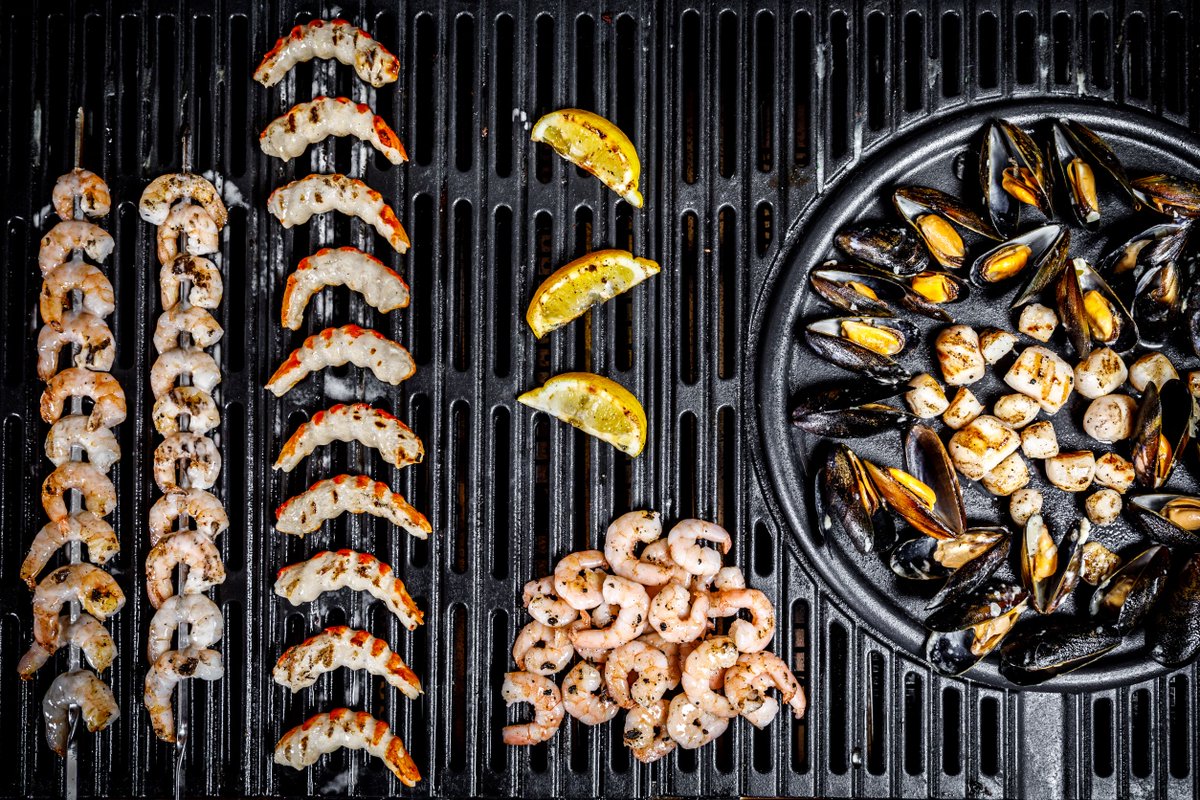 grillstream's tweet image. Well, it's oh-FISH-ial! This is our dinner tonight🍤😍 

What's the best meal you've made on your BBQ? 

#Grillstream #Barbeque #BBQ #BBQFood