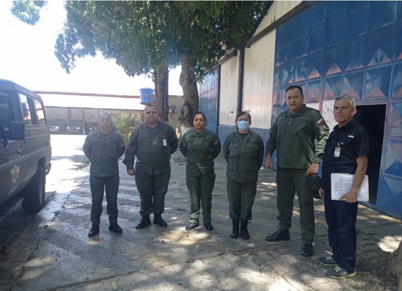 bladimirguerra8's tweet image. #15Mar Visita de comisión inspectora de la @CONGEFANB a la #DireccionDeIntendencia @CeofanbColop @libertad003 verificando in situ Alto Espíritu de trabajo y abnegación de servicio de hombres y mujeres #Logisticos #SomosCOLOP #SomosApoyoOportuno