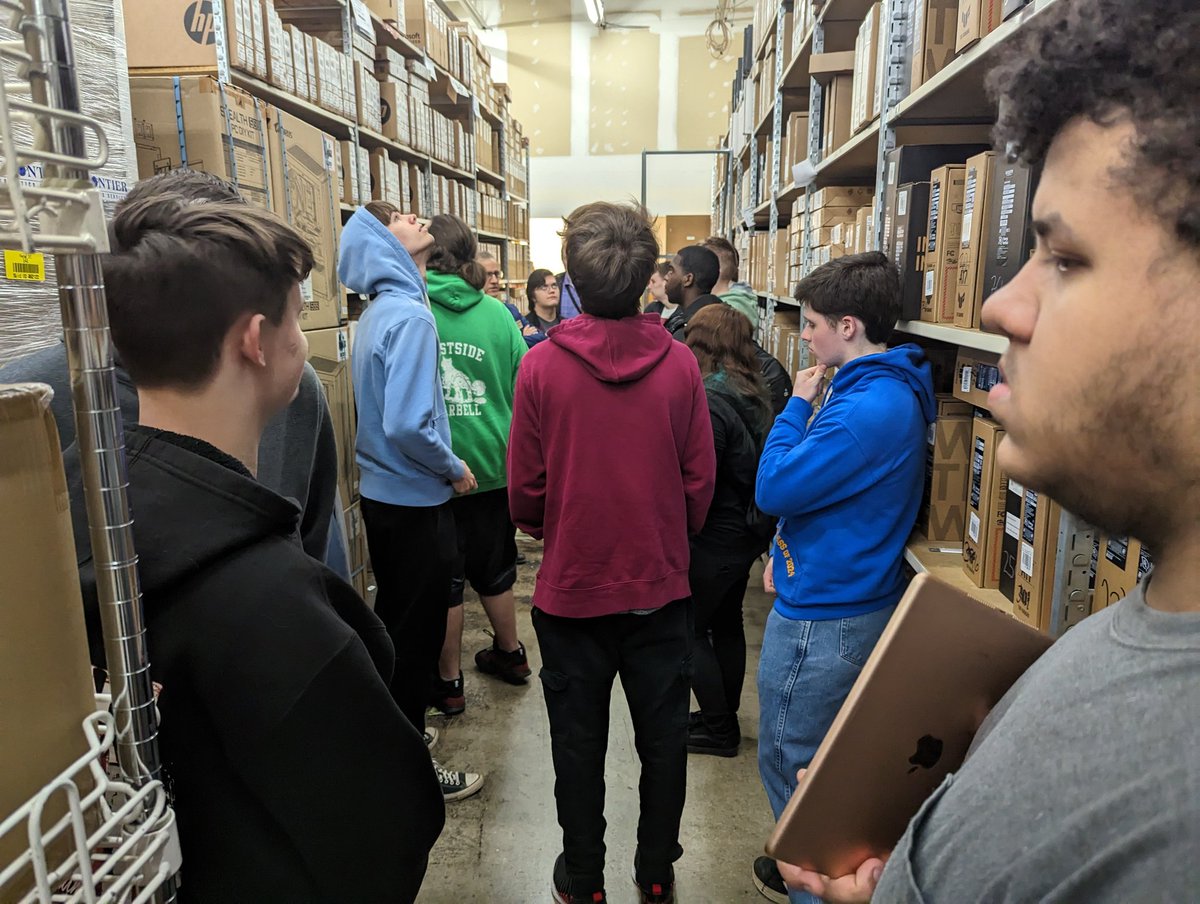 csctmectc's tweet photo. Thanks so much to @microcenter Columbus for providing a tour of their operation and giving students a look at what it takes to be successful in a section of the IT services industry. https://t.co/e4FKJ4p90G