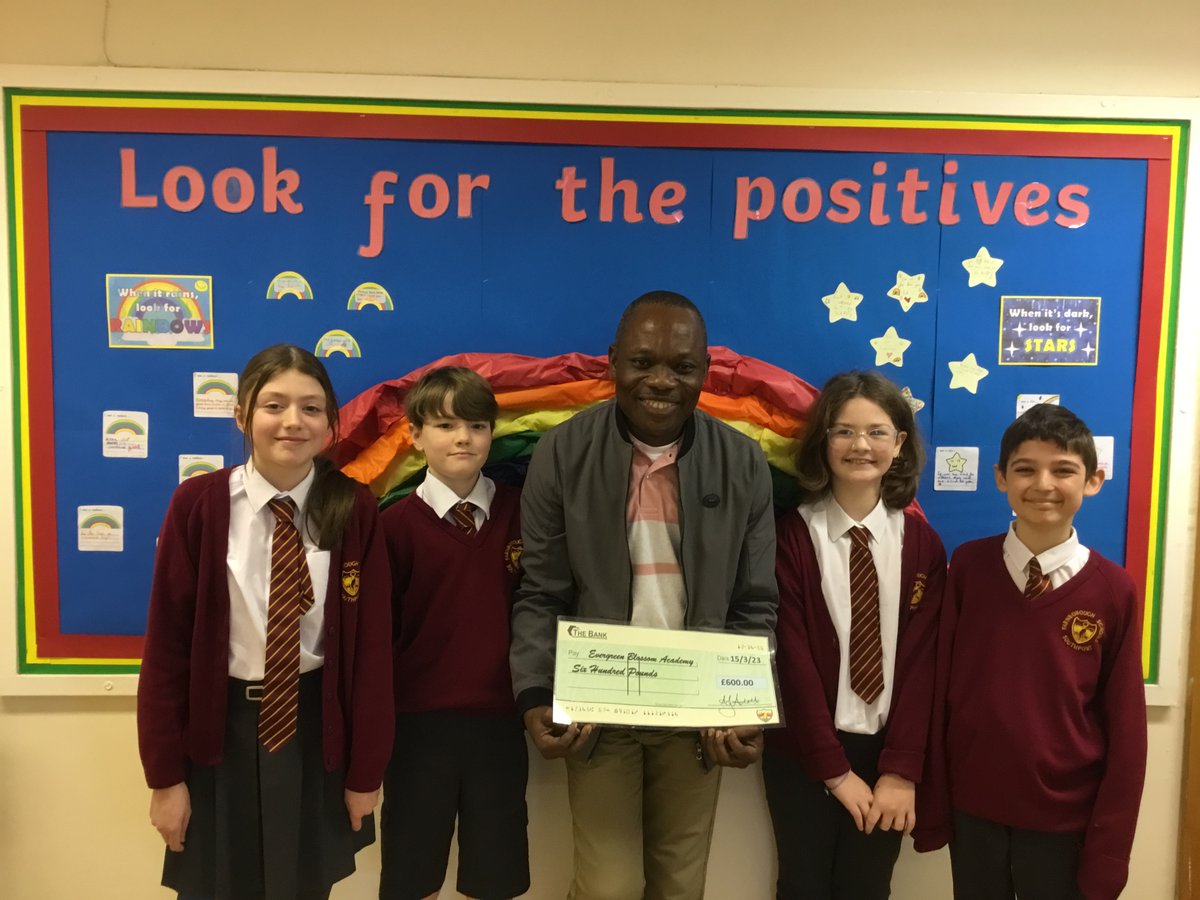 We have loved having Francis, the headteacher of Evergreen Blossom Academy at our school this week. @greenbankhs …-junior-school.secure-primarysite.net/news/detail/ou…