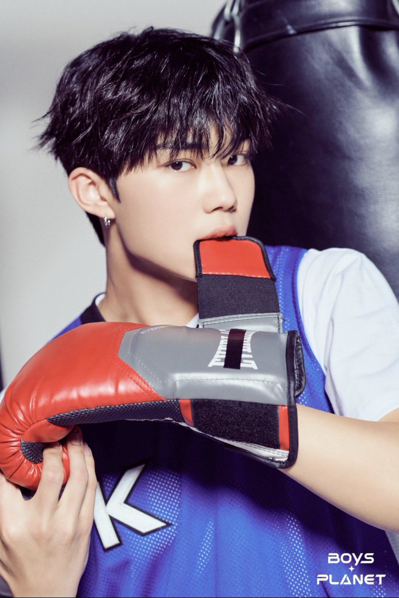 gunwooklovr's tweet photo. why you should vote for all rounder giant baby park gunwook: a thread https://t.co/7Uhb3HYp71