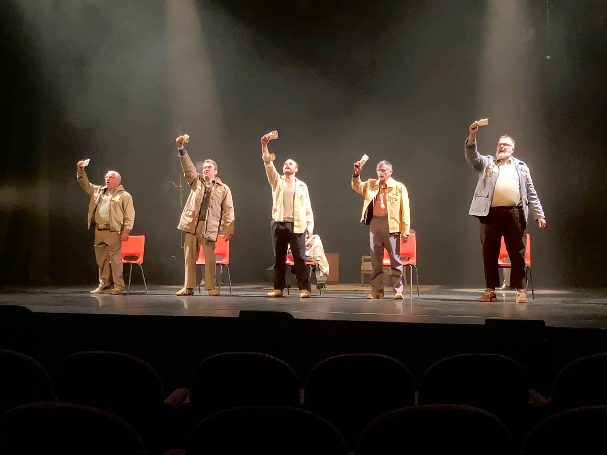 pitmensingers's tweet photo. Have a blast tonight #GoLabourOn #pitmen @The_Lighthouse with @CMFCB #WASTELANDTour https://t.co/QTIgdDE1ZL