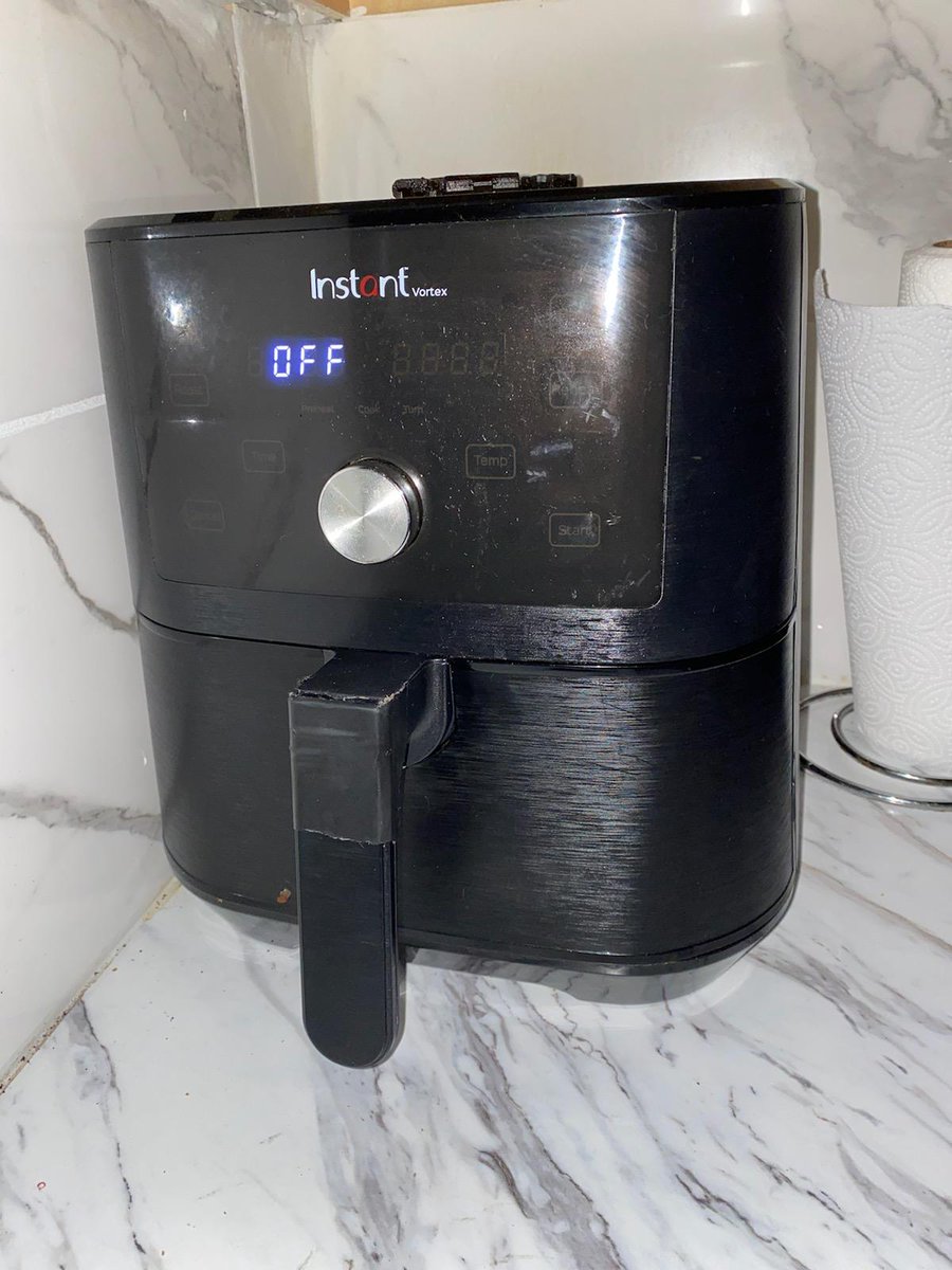 MixtapeAirFryer's tweet photo. I can't wait to get on the road again this summer with my parents @whitegirlsmooth and @birdtracs and cook up some more deliciousness. First stop: the Windy City!
#NKOTBBlockCon here we come!!
🤖💜♾️🤟🎉🍕
#BlockCon
@NKOTB @dannywood @DonnieWahlberg @joeymcintyre @wearefaculty https://t.co/i5hIbUBRXq
