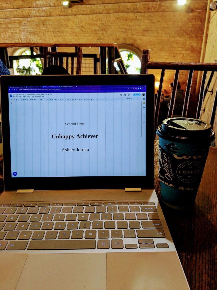 MsAshJordan's tweet photo. Editing and revising. XO https://t.co/HVHmZTyDJ5
