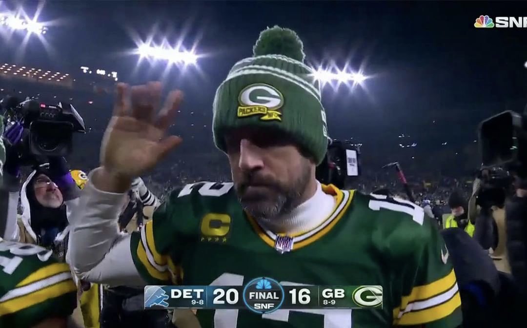 BSMotorCity's tweet photo. The Lions really broke Aaron Rodgers and the Packers https://t.co/f6zP7VZpBi