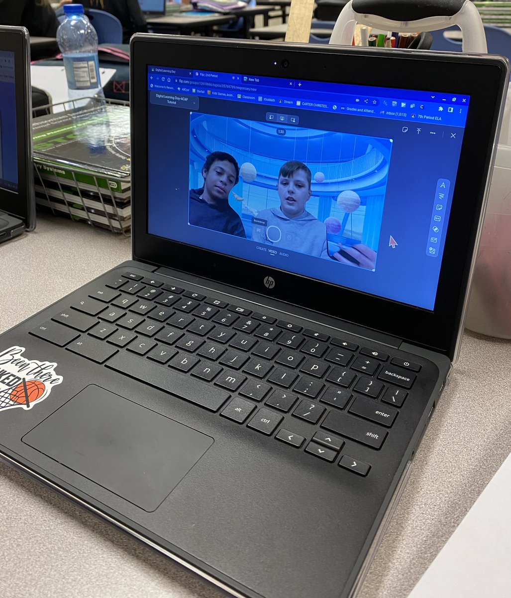 amiles_allison's tweet photo. Students created a video tutorial showing how to use ACAP online testing tools using Flipgrid.
#DLDay 
#DMSDLDay23 https://t.co/MhErKlLcZR