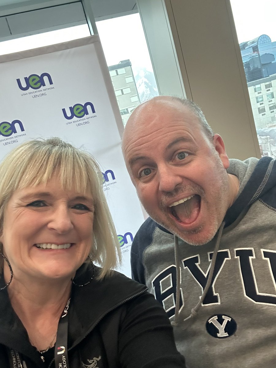 pjgiles's tweet photo. It was so fun getting to know @WickedDecent  and feel of his energy for innovative tchng. #UCET23 https://t.co/laQeh3Z6pr