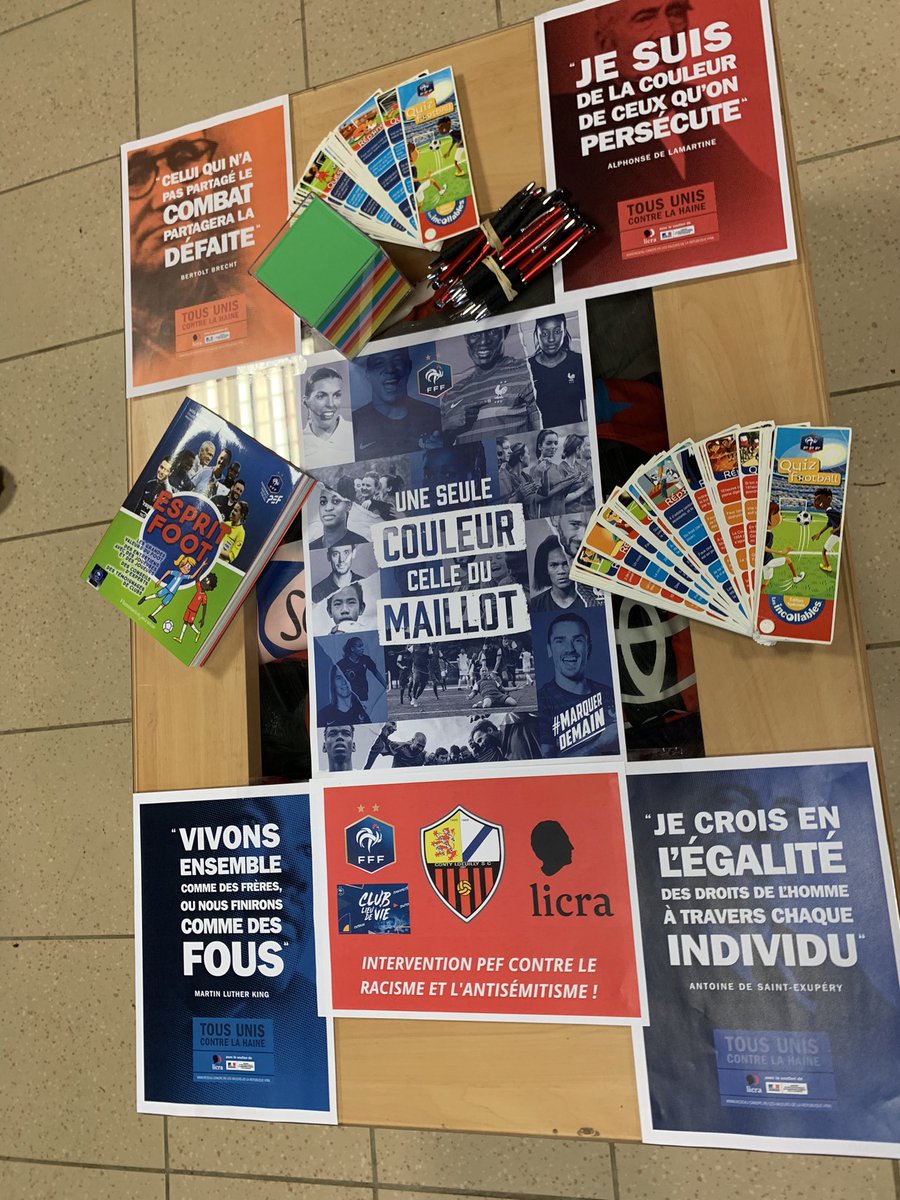 KMorlighem's tweet photo. En déplacement à @ContyLoeuillySC pr observer une magnifique action éducative mise en place par le club de la Somme. Lutte contre le racisme &amp; l’antisémitisme au programme pr les jeunes du club avec utilisation d’un outil interactif @FFF x @_LICRA_. #ProgrammeEducatifFederal https://t.co/XYskLnF5KO