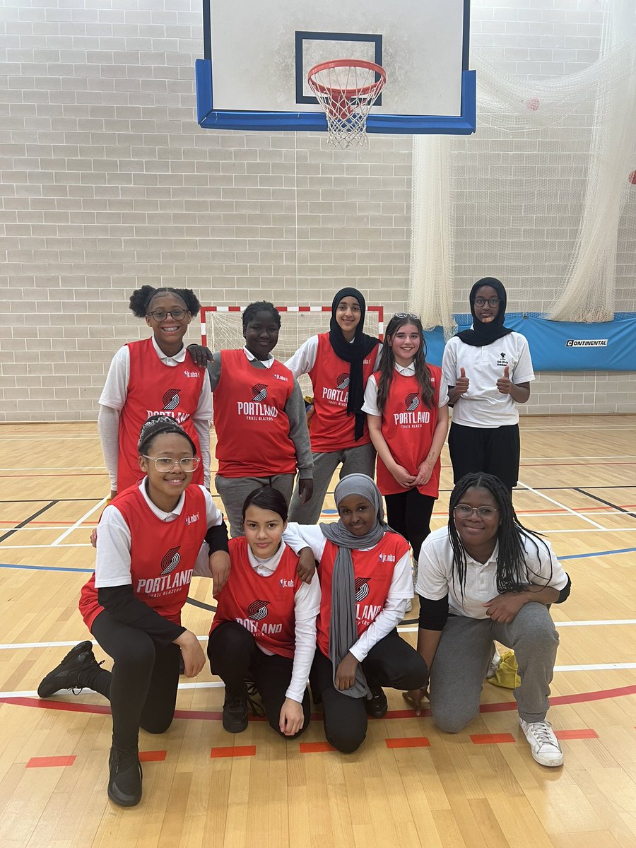 Well done to our Y7 girls who finished their Jnr NBA season with a 16-14 win Vs CCA.

Well done all 🦁