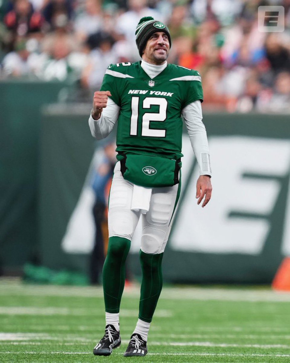 RGIII's tweet photo. Caption This… https://t.co/ZMjNOGJ0f2