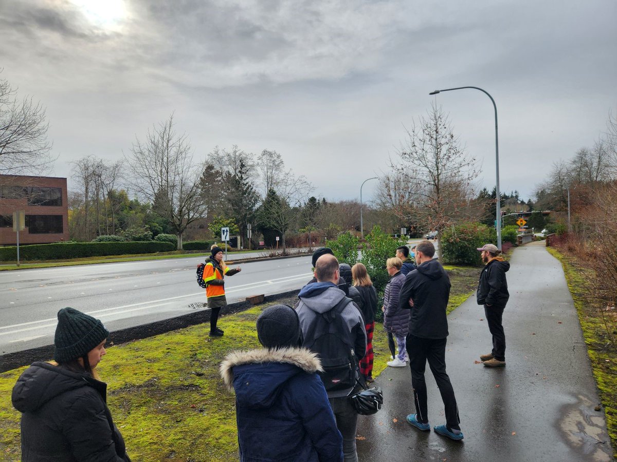 Next, we’re heading to Newport High School &amp; the nearby neighborhood as part of our Road Safety Assessments! Parents, students &amp; neighbors can join a community walk to share their experiences walking &amp; rolling in this area. Join us from 12-2 p.m. on March 25 or April 1. (1/2)