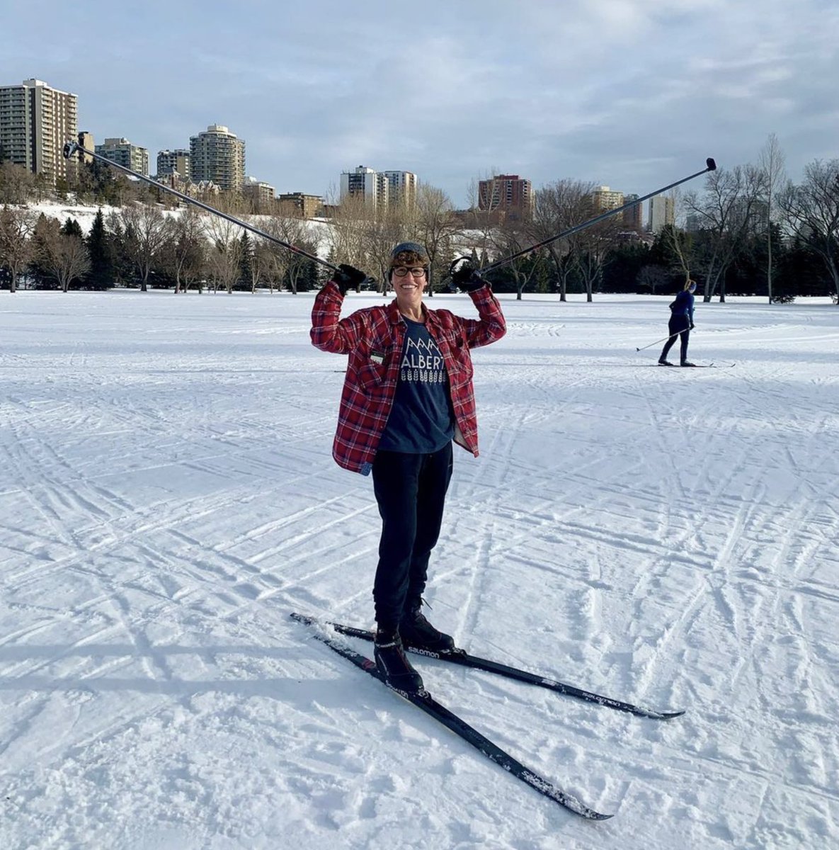 We want to go skiing with <a href="/JanisIrwin/">Janis Irwin</a> , our fav 🇨🇦politician. 

Guaranteed we'd have a good time, even if it was #crosscountry. 👀😆 Thanks for always smiling Janis!

#Alberta 
#EdmontonHighlandsNorwood

bit.ly/Ole-Alberta
