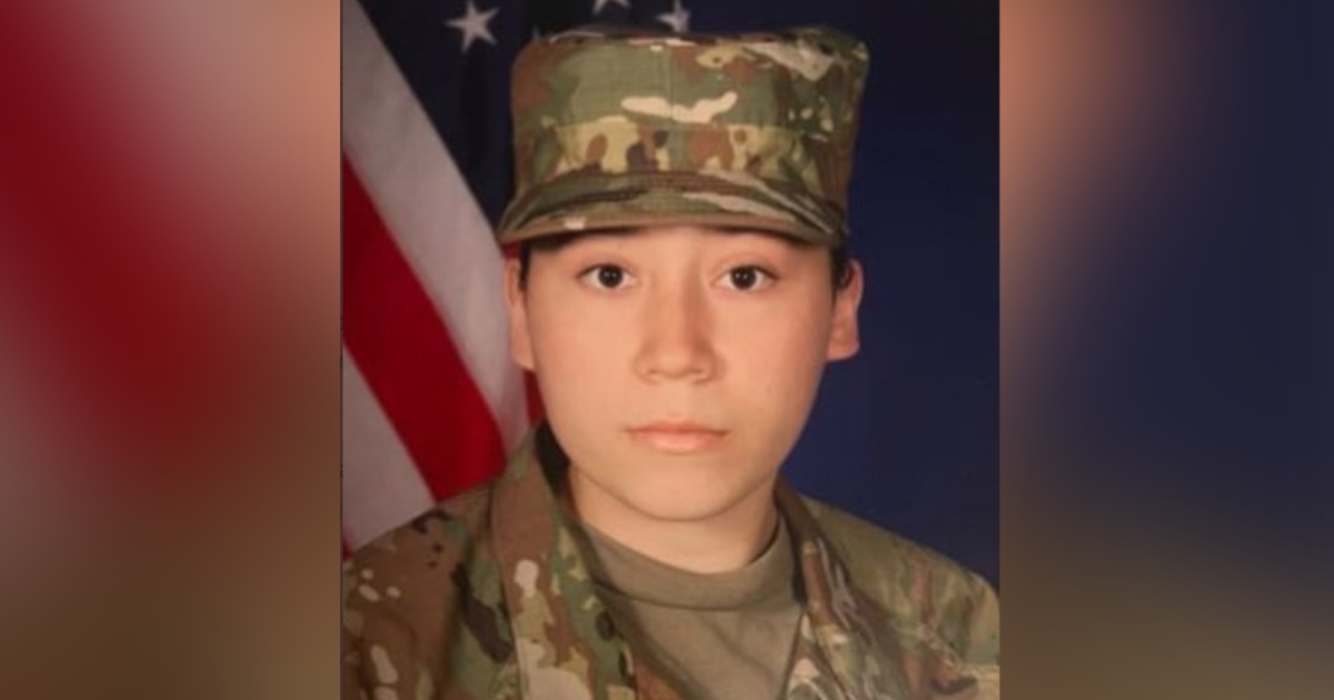 🚨 #ÚLTIMAHORA | Hallan muerta a una soldado latina en Fort Hood que dijo a su madre que la acosaban: "Me contó que pasaban cosas muy fuertes".

Más detalles 👉🏻 trib.al/63hGXm6

✍🏼 <a href="/ronnyrojas/">Ronny Rojas</a> vía <a href="/TelemundoNews/">Noticias Telemundo</a>
