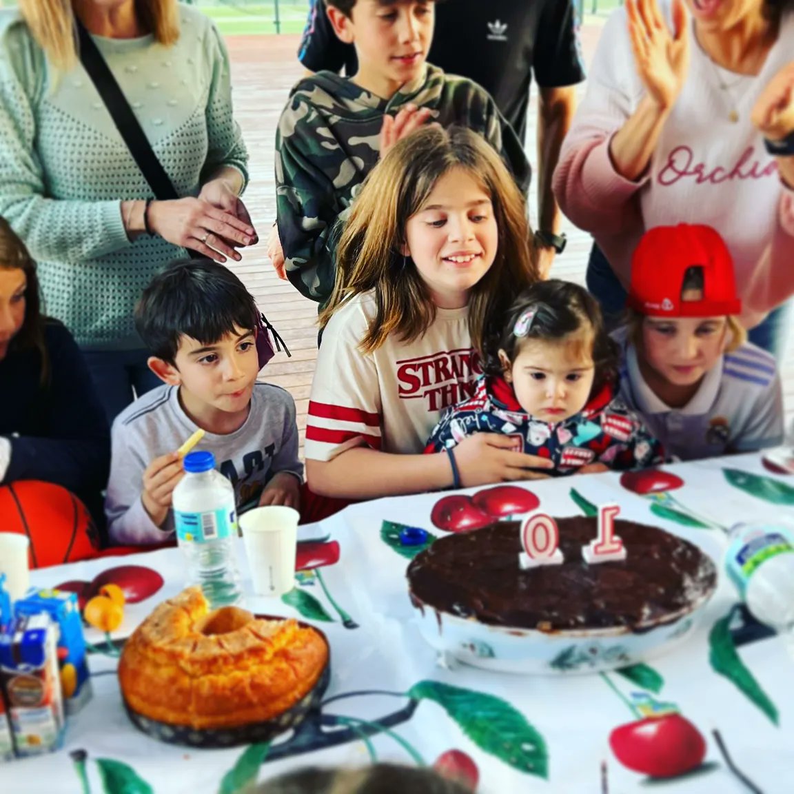 franverde81's tweet photo. Felicidades Marta, disfruta de tus 10 años tanto como nosotros te queremos y disfrutamos contigo. #felizcumpleaños #totallyinlove #amordepadre https://t.co/Pe984XOHPi