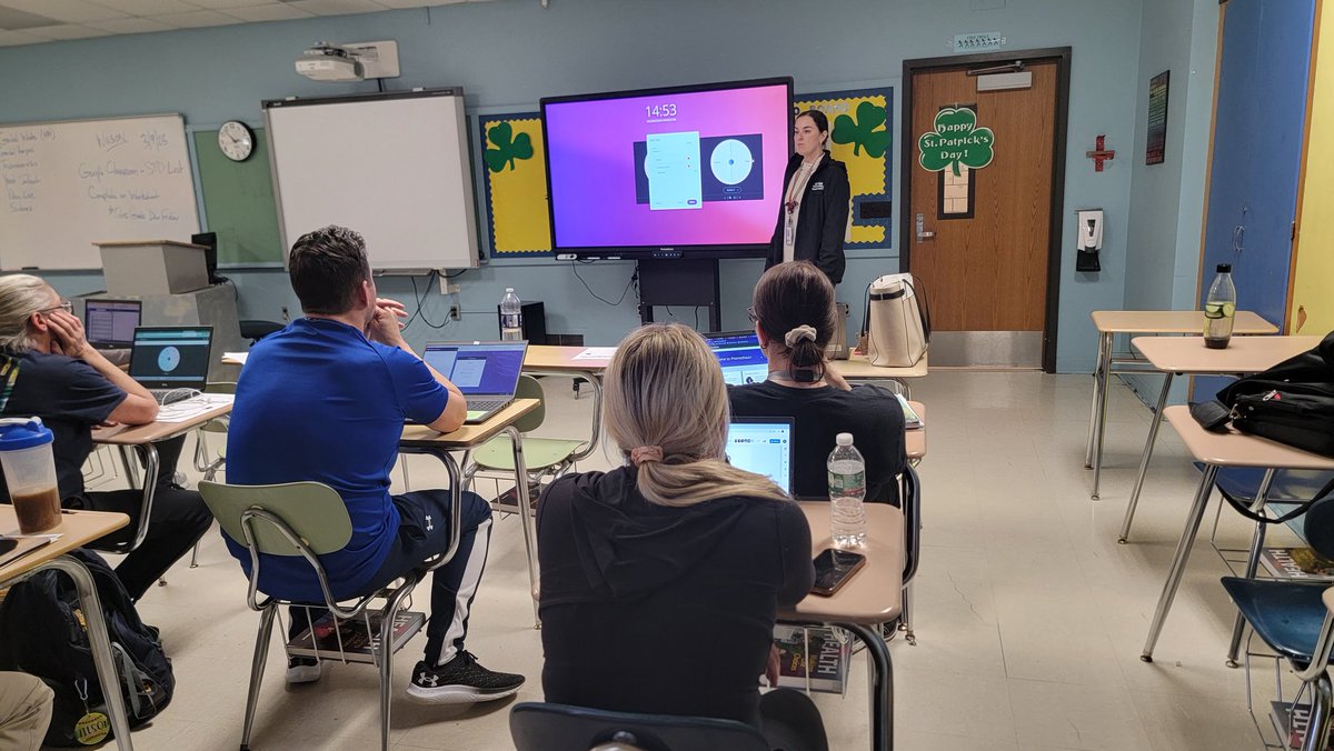 Thanks to the @HTSD_Tech dept for working with our @WeAreHTSD secondary H&PE Ts. We learned how to utilize the Promethean board in Physical Education! @HTSD_Crockett @Crockett_HPE @HTSD_Nottingham @MsAshleyShanley @mskb26 @oboylejf @corneymcgee @MissEduTech #HTSDSTRONG 💪🖥️