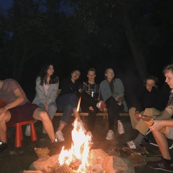 ojalá despertar mañana, que fuera agosto y mis días se basaran en esto