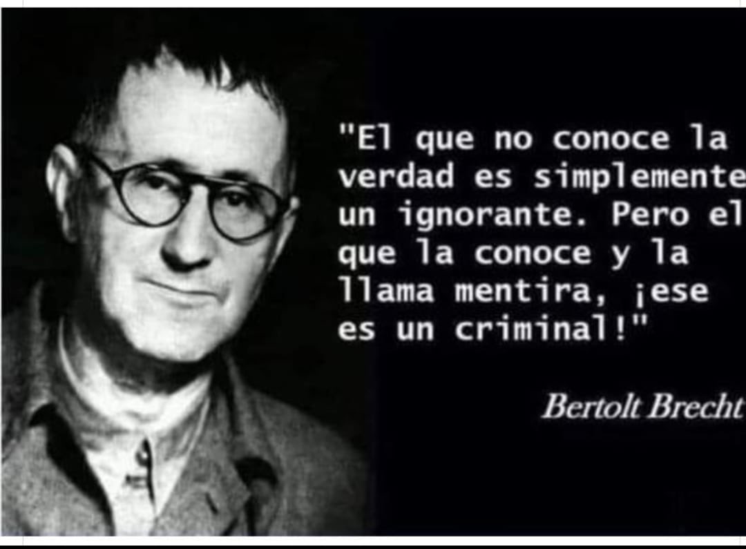 Bonita su tarde! 
#BertoldBrecht ♥️👏🏼👏🏼