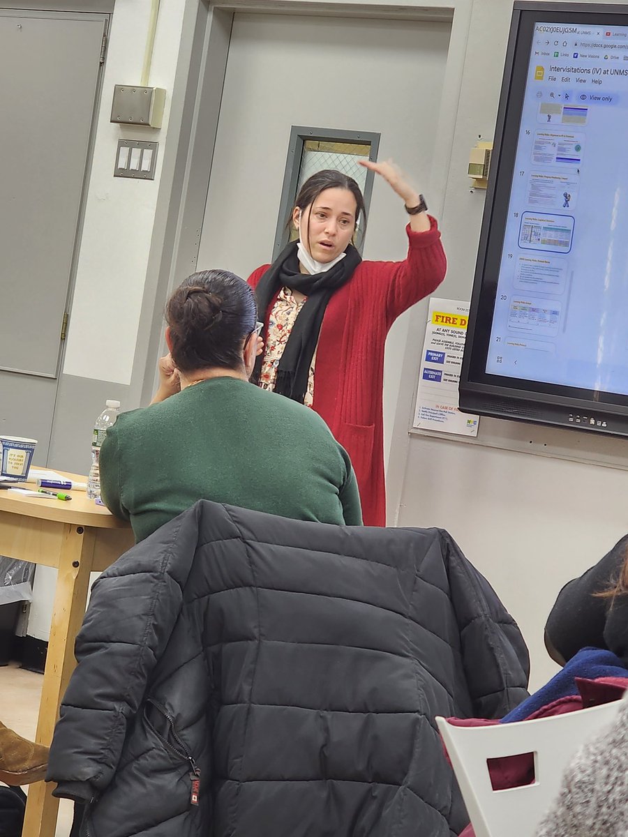 District1NYC's tweet image. Thank you @UNMS @LPeynado for sharing your best practices with our principals today #learningwalks #UNMSrocks!