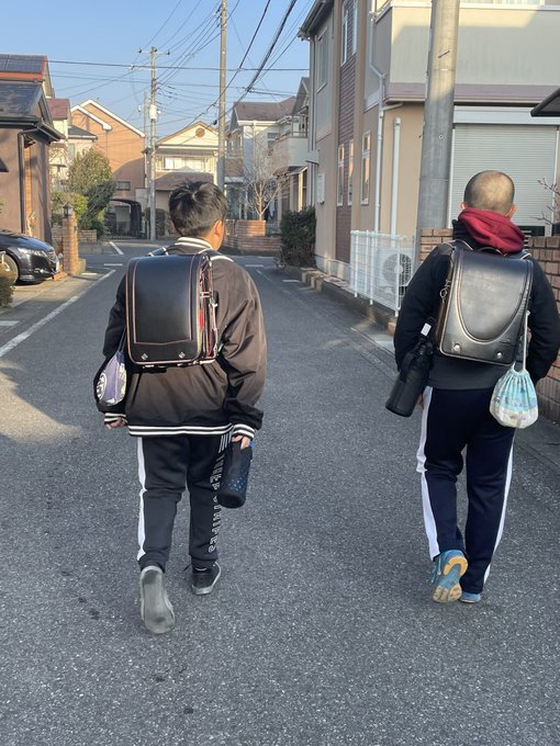 バッテリーの2人⚾️中学は別々野球も違う道幼稚園からずっと一緒だった❅ 𓈒◌°.。喧嘩したりくっついたり2人とも成長した