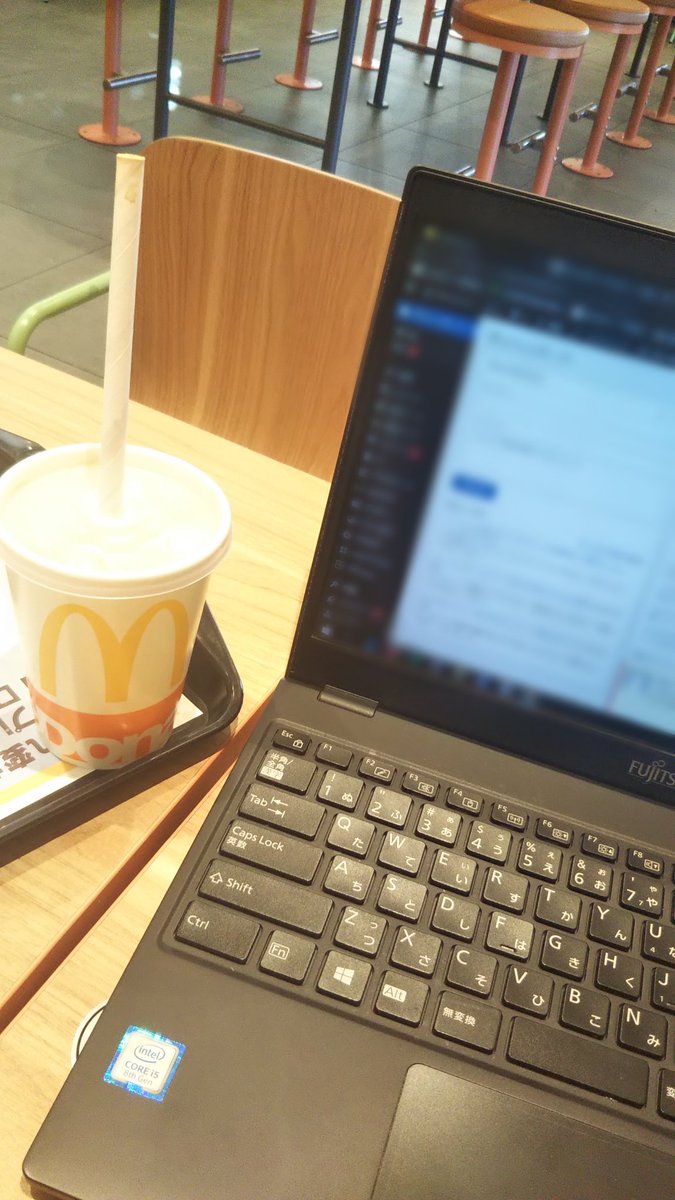 kutablog's tweet photo. 作業性と携帯性を考えてて結局どうしたらいいか、というのをずっと考えてるけど結論が出ない( •᷄ὤ•᷅)

・スマホ+キーボード
・タブレット+キーボード
・ノートPC

#どれも一長一短 https://t.co/21CQIBul5s