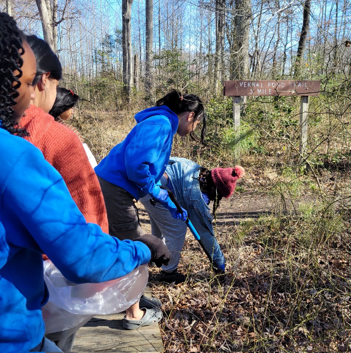 MsUnger229's tweet photo. Our dedicated Green Team students cleaned up trails at Marshy Point Nature Center today. What a special experience it was to see how excited they were to embrace this opportunity to be environmental stewards 🌍 @MsBowersMusic @229Holabird @BaltCitySchools https://t.co/RweTXvGlfL