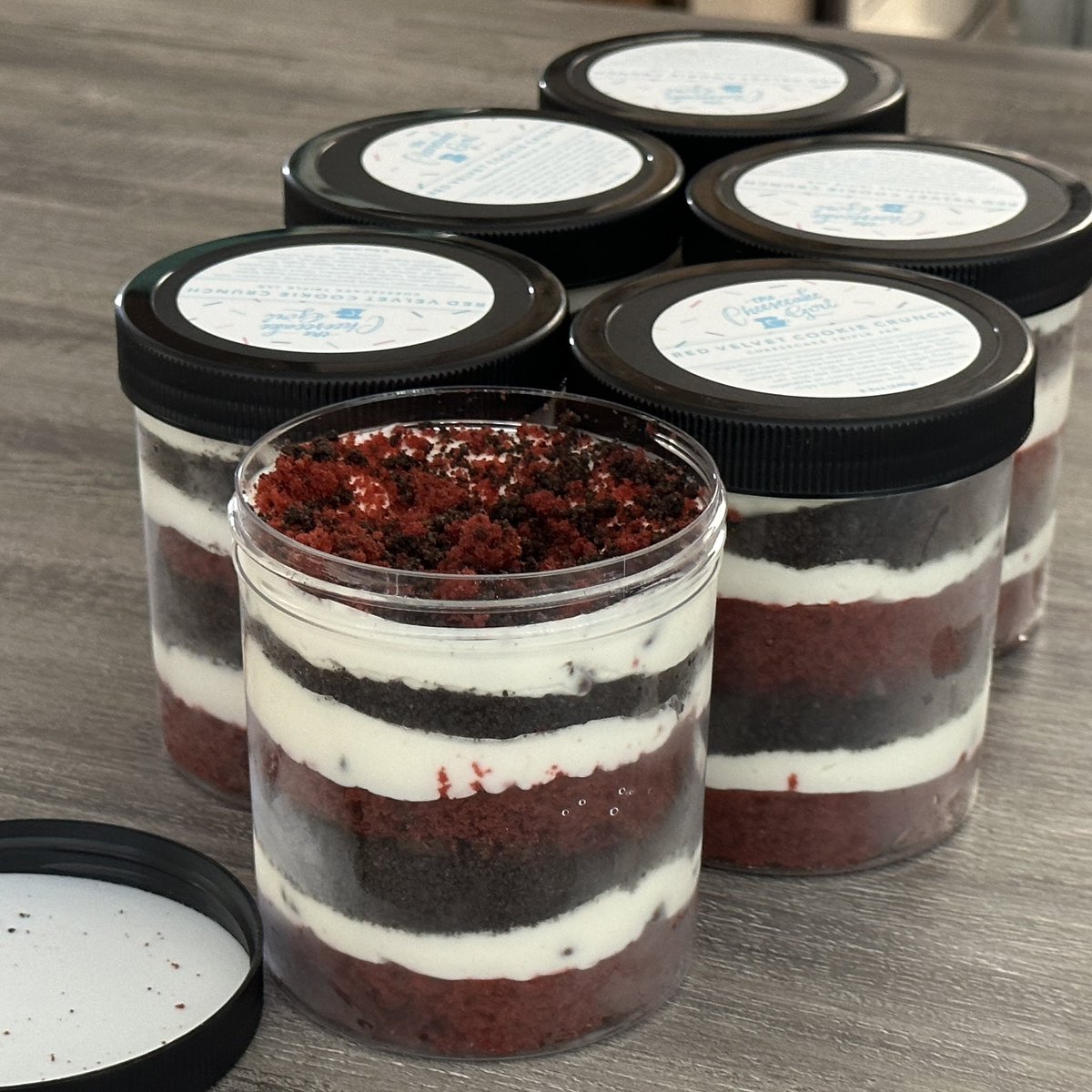 Rogelio Delgado 🩷 💜 💙 (@rogeliod) on Twitter photo Thank you awesome Birthday treat <a href="/ColdIronStudios/">Cold Iron Studios</a> !!! 🎉 🎊🥳
Red Velvet Oreo Cheesecake Jars from <a href="/goldbelly/">Goldbelly 🚀</a> 😍😍😍 Thank you awesome Birthday treat <a href="/ColdIronStudios/">Cold Iron Studios</a> !!! 🎉 🎊🥳
Red Velvet Oreo Cheesecake Jars from <a href="/goldbelly/">Goldbelly 🚀</a> 😍😍😍