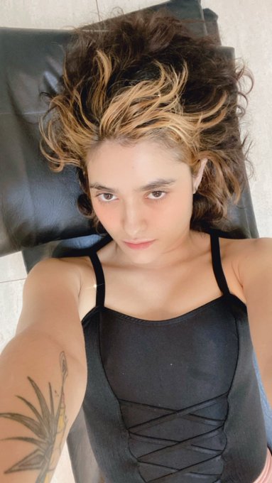 Qual seria meu nome de vil&atilde;? https://t.co/xJEGS5JGsW<a href="/tag/novafotodeperfil"class="tags"><span>#novafotodeperfil</span></a>