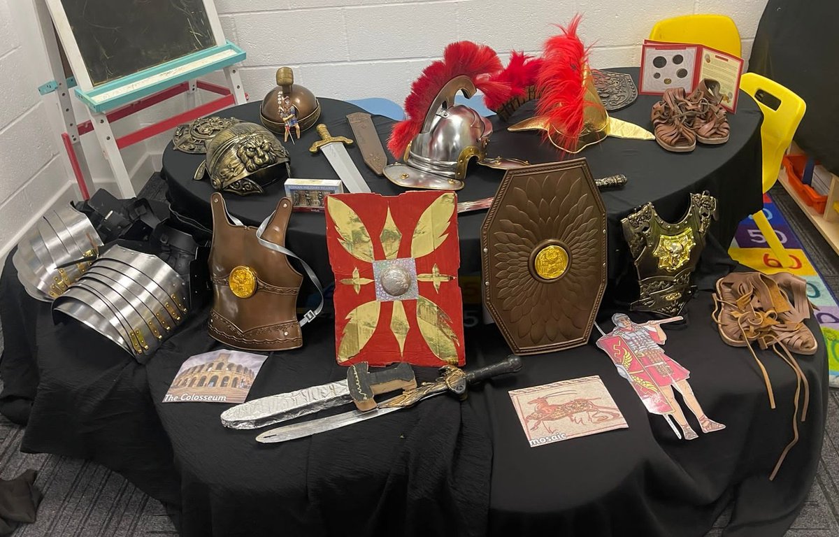 olive_bburn's tweet photo. The Romans have invaded!
#Year2
#superlearningday
#History
#WeAreStar https://t.co/CGe6fQWb2R