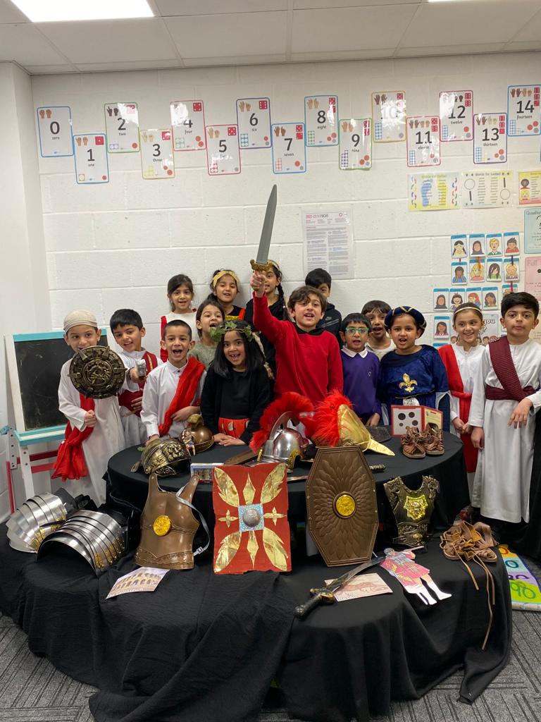 olive_bburn's tweet photo. The Romans have invaded!
#Year2
#superlearningday
#History
#WeAreStar https://t.co/CGe6fQWb2R