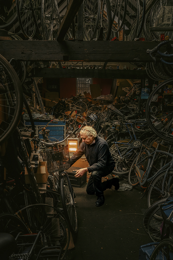 The magical mountain of miscellany that is University Cycles.

A picture of Cambridge every day since 2010. (No 4736) Wednesday 15th March 2023.