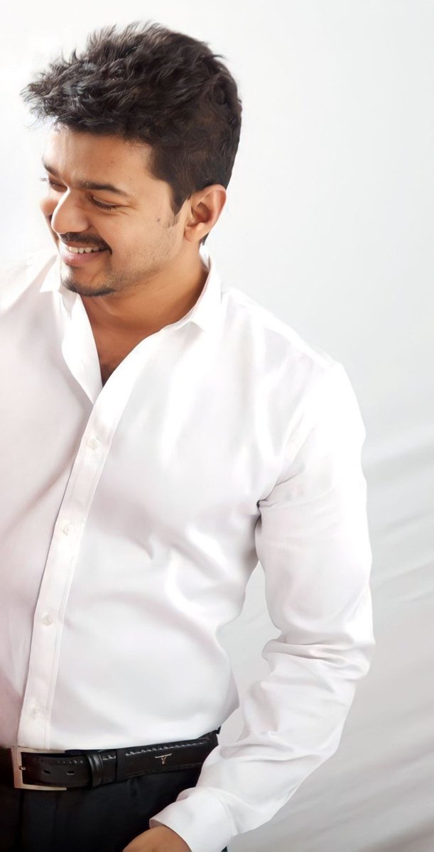 MersalAbdul11's tweet photo. #98DaysToGo Advance Best Wishes Thalaivaaa... ❤️❤️❤️🔥🔥🔥
#Leo @actorvijay https://t.co/ZiH6ZlM9Kd