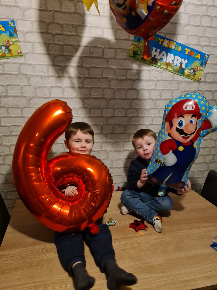 vicki__t's tweet photo. @MissBoyd_22 Harry is a big 6 today x https://t.co/MHgXxnRBJg