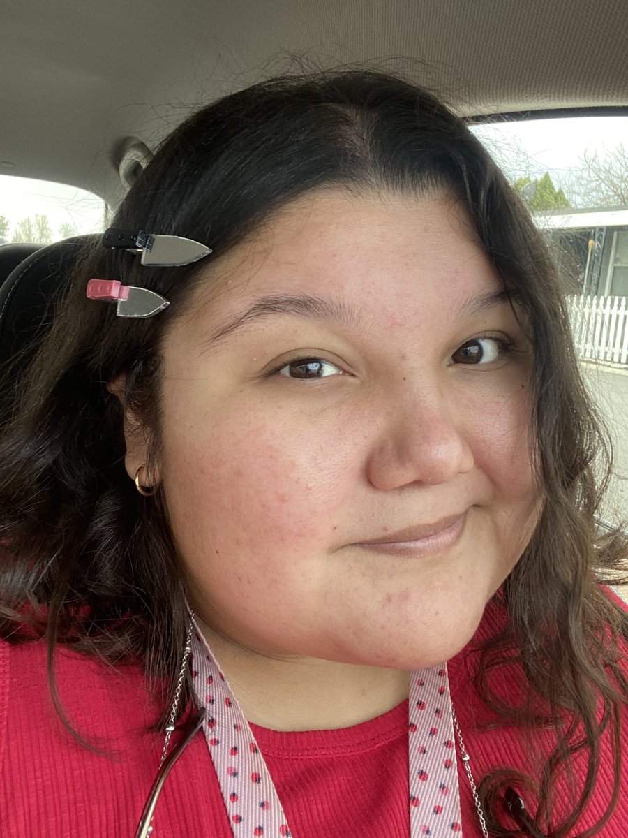 MysteriousMeox's tweet photo. No one wants my face but you’re getting it anyways ♥️🔪 https://t.co/OScIGUkVyO