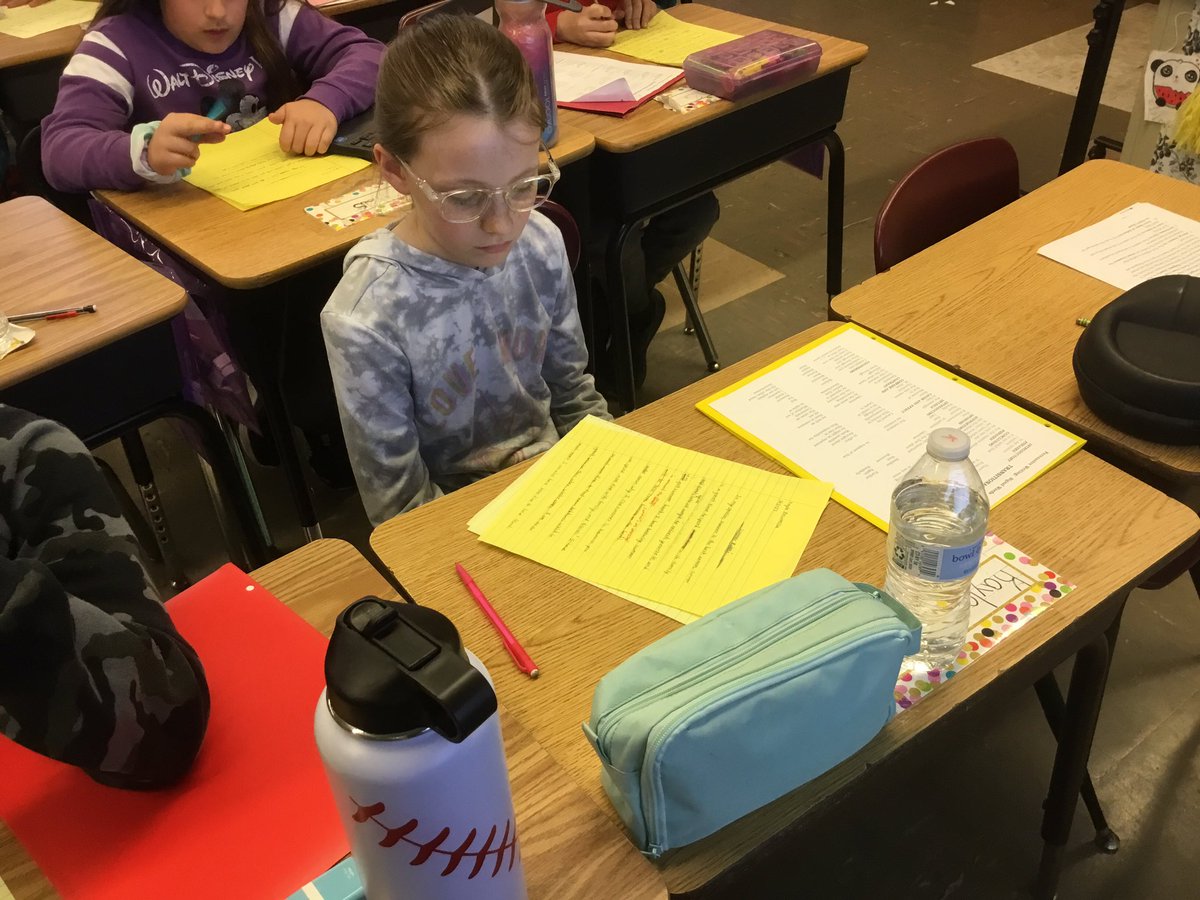 MrsWeiner21's tweet image. I am so proud of my hardworking writers! Can’t wait to read their opinion writing! @ORHEagles21 #makingitfun #wehelpchildren