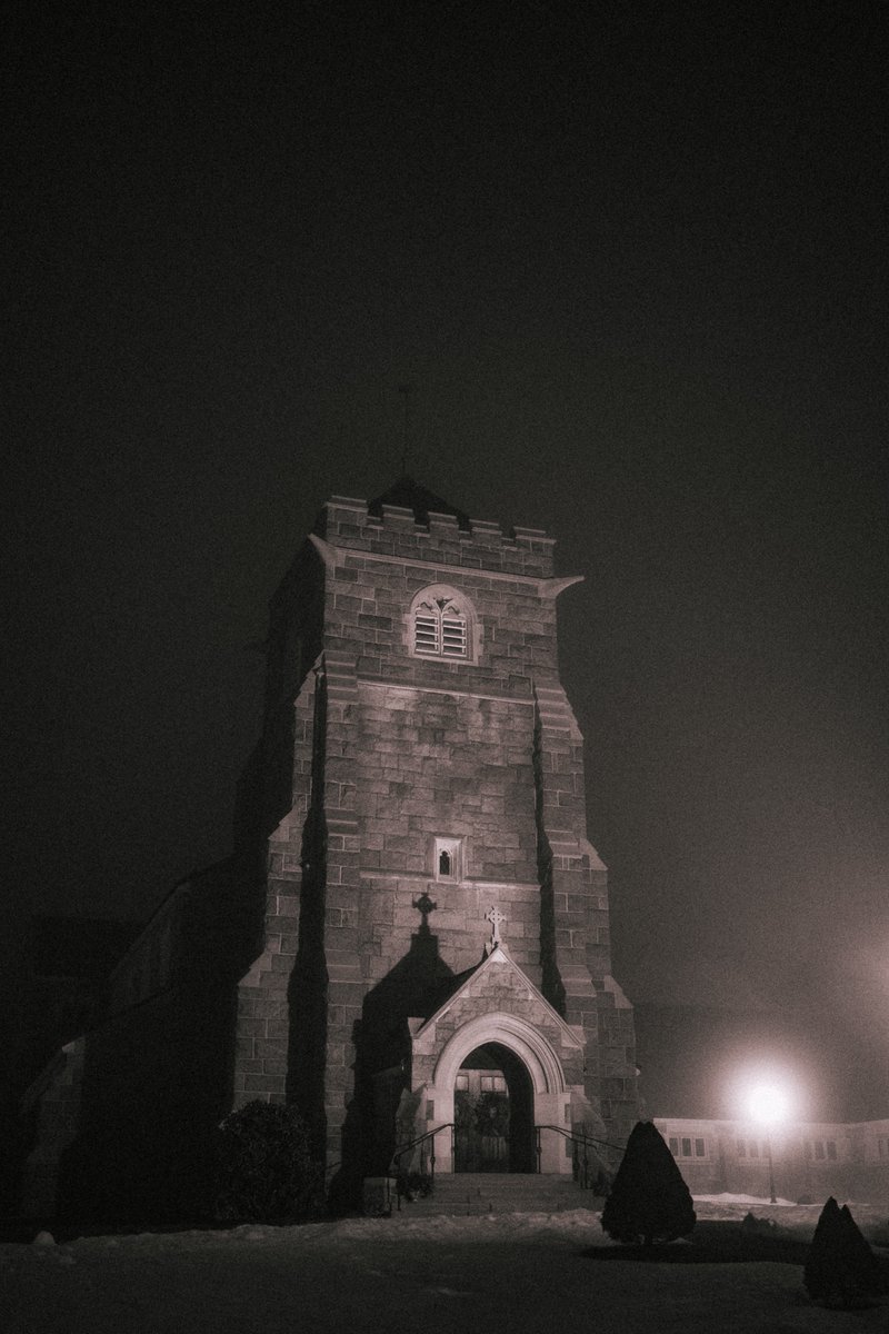 bryanpjackson's tweet photo. Photos from a foggy night https://t.co/muWuP4rE3y