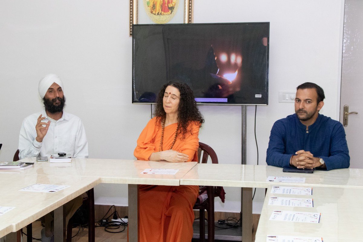 C20EG's tweet photo. #C20 NGO Meet for WG on Integrated Holistic Health was conducted by C20 Chair Mata Amritanandamayi Math on 12th March at International Yoga Festival, Parmarth Niketan, Rishikesh. 

Prominent panellists from USA, Europe and China joined in to discuss pressing issues. https://t.co/V422vtoQKk