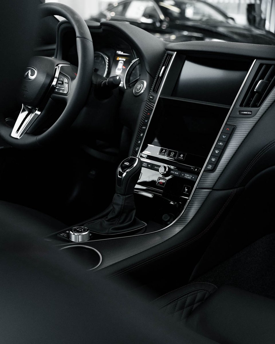 InfinitiWPB's tweet photo. Feel grateful for all of the beautiful moments you’ll have in your new Infiniti from Infiniti of the Palm Beaches! Shop today!  

#schumacher #schumacherautogroup #schumacherinfiniti #infiniti #infinitifan #infinitidriver #soflo #palmbeach #palmbeachflorida #carsales #carspot https://t.co/x73AadOqVO