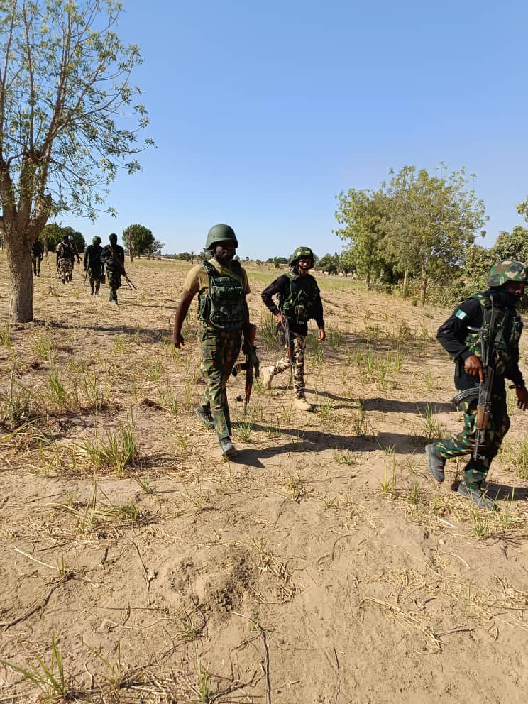 Yatab_ngr's tweet photo. Breaking: Troops of #OperationHadarinDaji have neutralized no fewer than 30 terrorists following an aggressively conducted clearance operation within Talata Mafara LGA of Zamfara State. God bless our troops! We are winning the war inshallah!!
#OPHD
More updates shortly. https://t.co/vflvtLDSsl