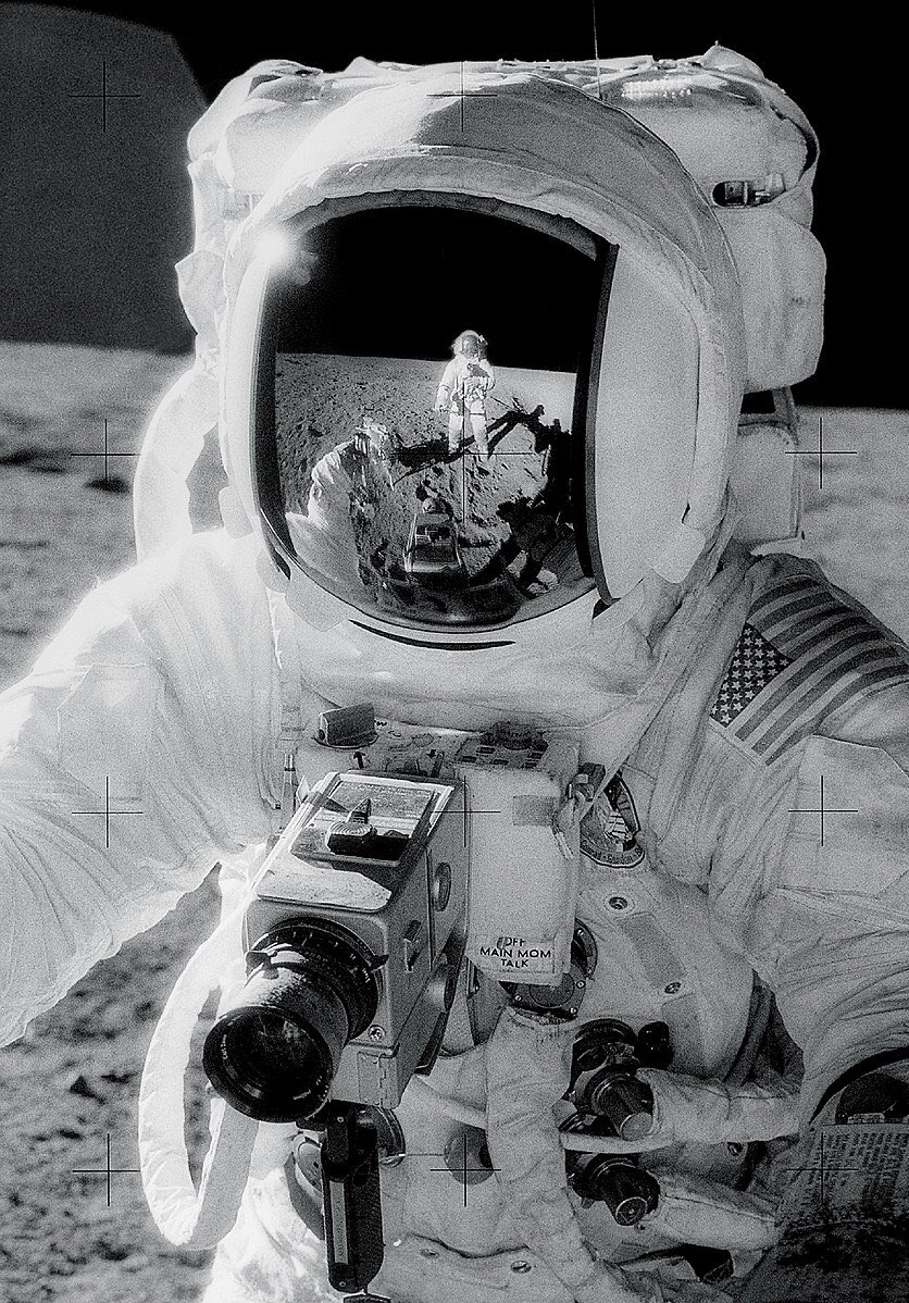 Remembering Alan Bean who would have been 91 today! An American naval officer and aviator, aeronautical engineer, test pilot, NASA astronaut and the fourth person to walk on the Moon.