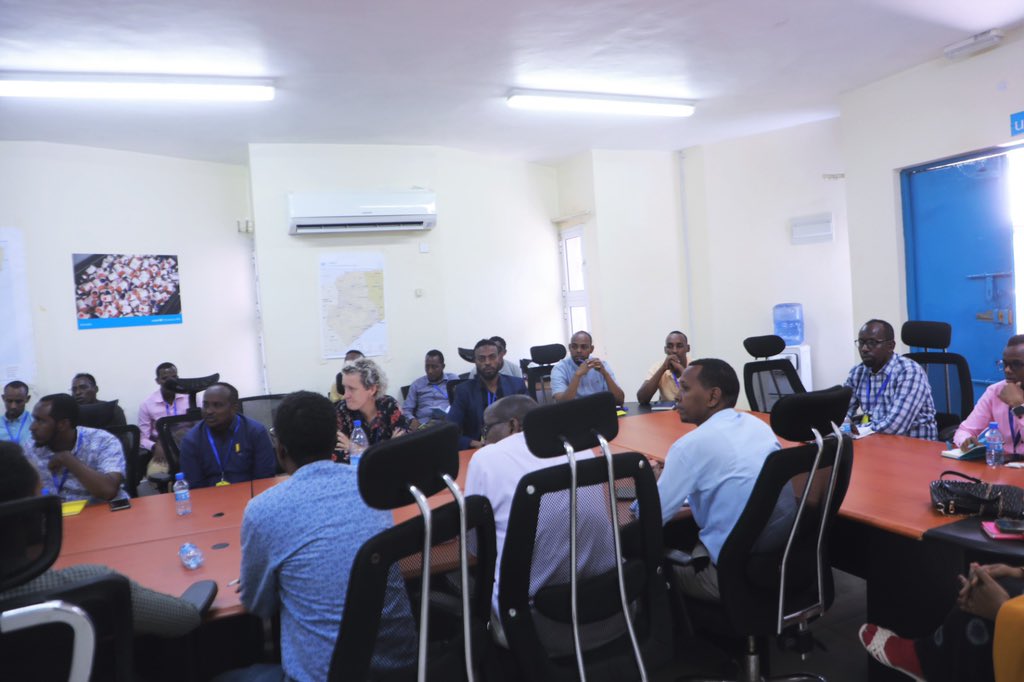 tamer_adde's tweet photo. Today in the Baidoa #SWS-MOHADM weekly Emergency Drought Response Cell (DERC), key focus on expediting response and addressing emerging humanitarian issues. https://t.co/adsx8I5zWG