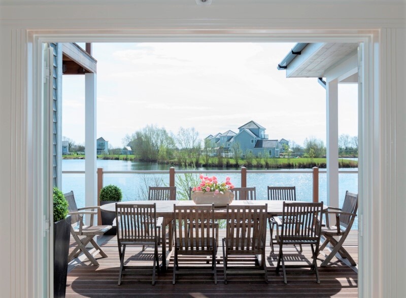 Watermark Holidays tweet media