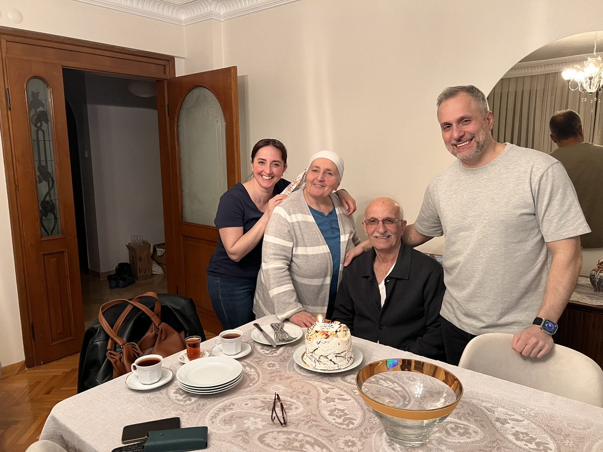 Adam gibi adam canım Babam bugün 77 oldu .❤️