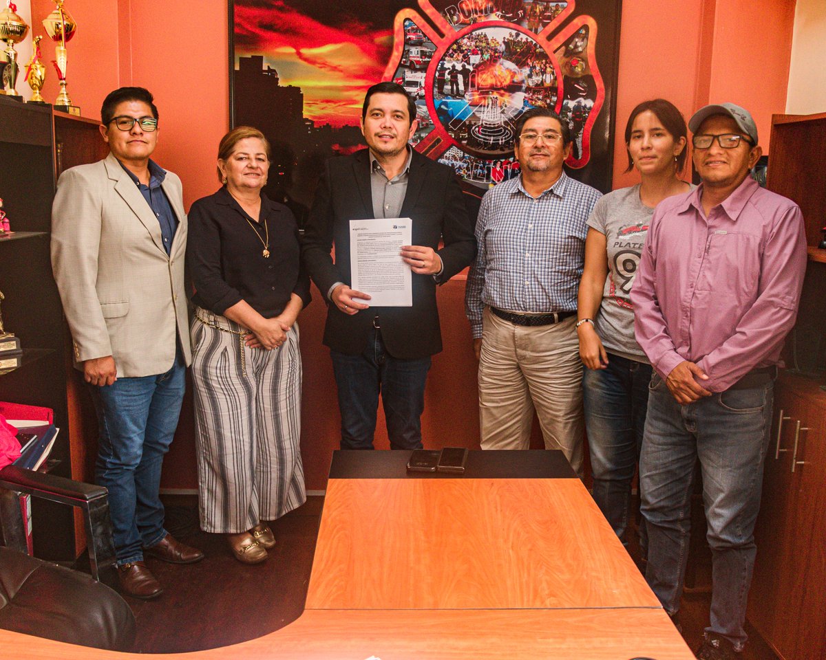 Daniel Cisneros tweet media